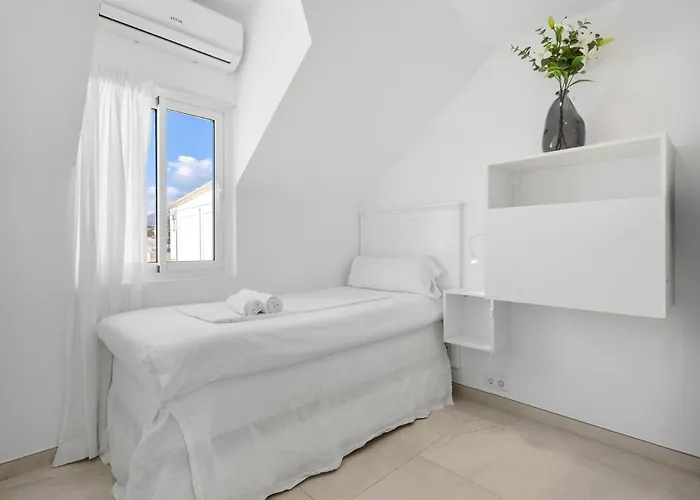 Romantic Getaway By Costarentals - Ref 55 *