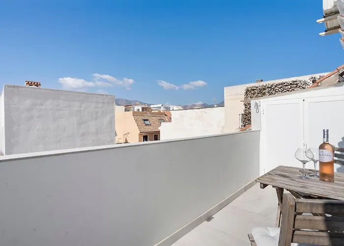 Romantic Getaway By Costarentals - Ref 55 Фуэнхирола