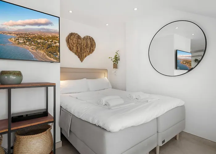 Apartment Romantic Getaway By Costarentals - Ref 55 Fuengirola