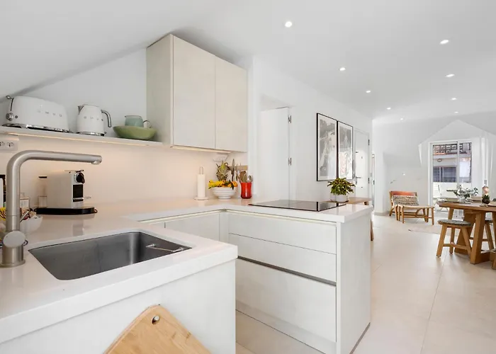 Romantic Getaway By Costarentals - Ref 55 פואנגירולה